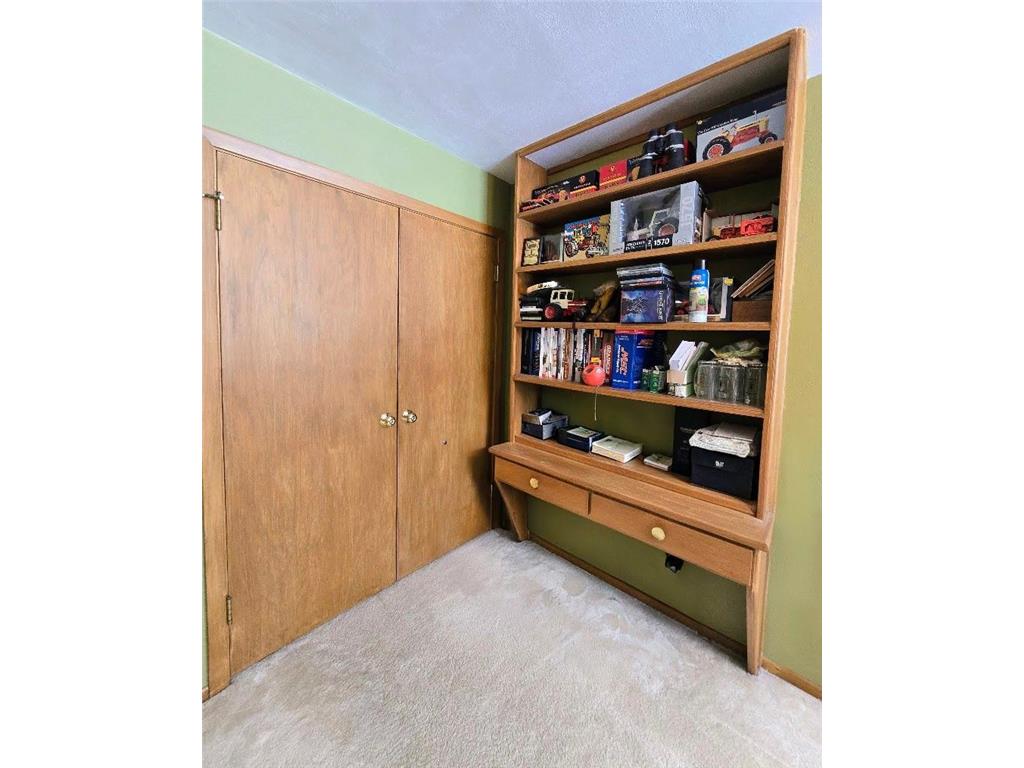 910 3rd Avenue SW Pipestone MN 56164 7036281 image36