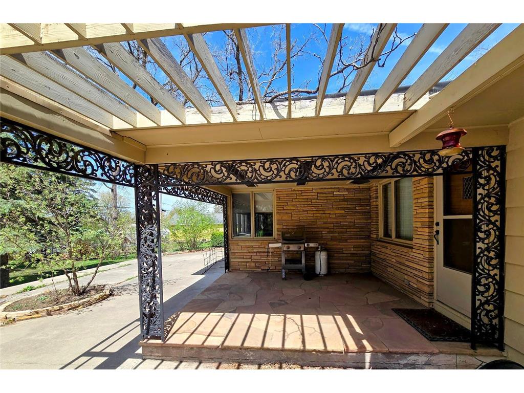 910 3rd Avenue SW Pipestone MN 56164 7036281 image59