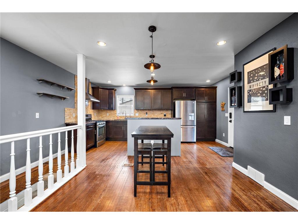 910 5th Avenue S South Saint Paul MN 55075 6657398 image1