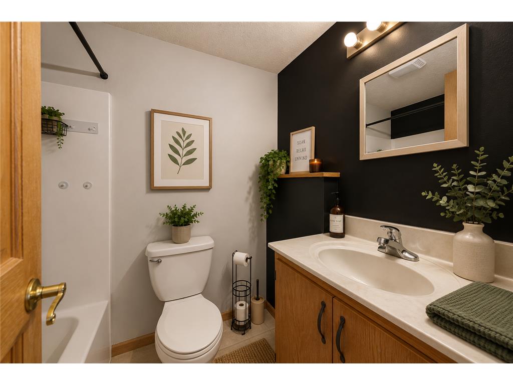 910 8th Avenue SW Austin MN 55912 7088463 image17