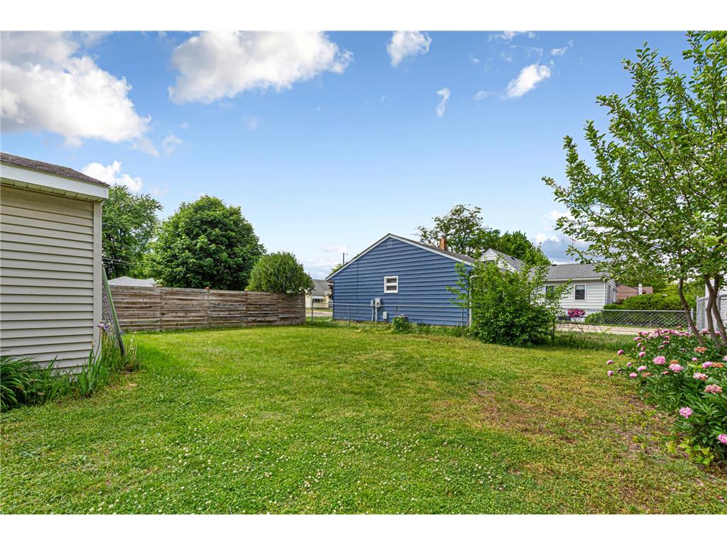 910 8th Avenue SW Austin MN 55912 7088463 image5