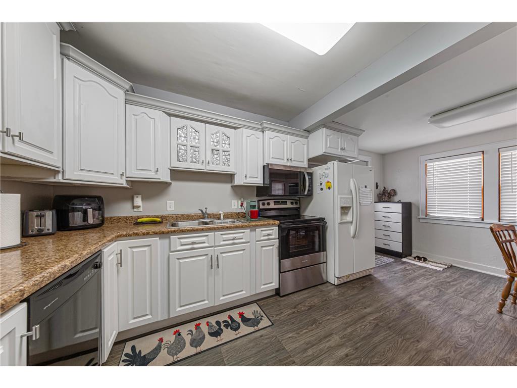910 8th Avenue SW Austin MN 55912 7088463 image8