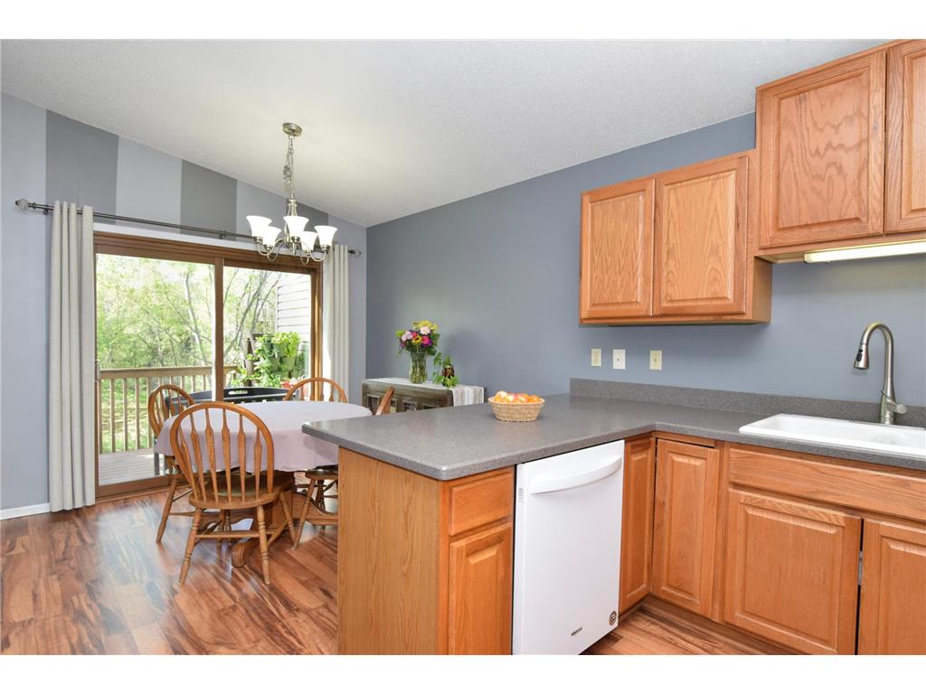 910 94th Avenue NE Blaine MN 55434 7071276 image10