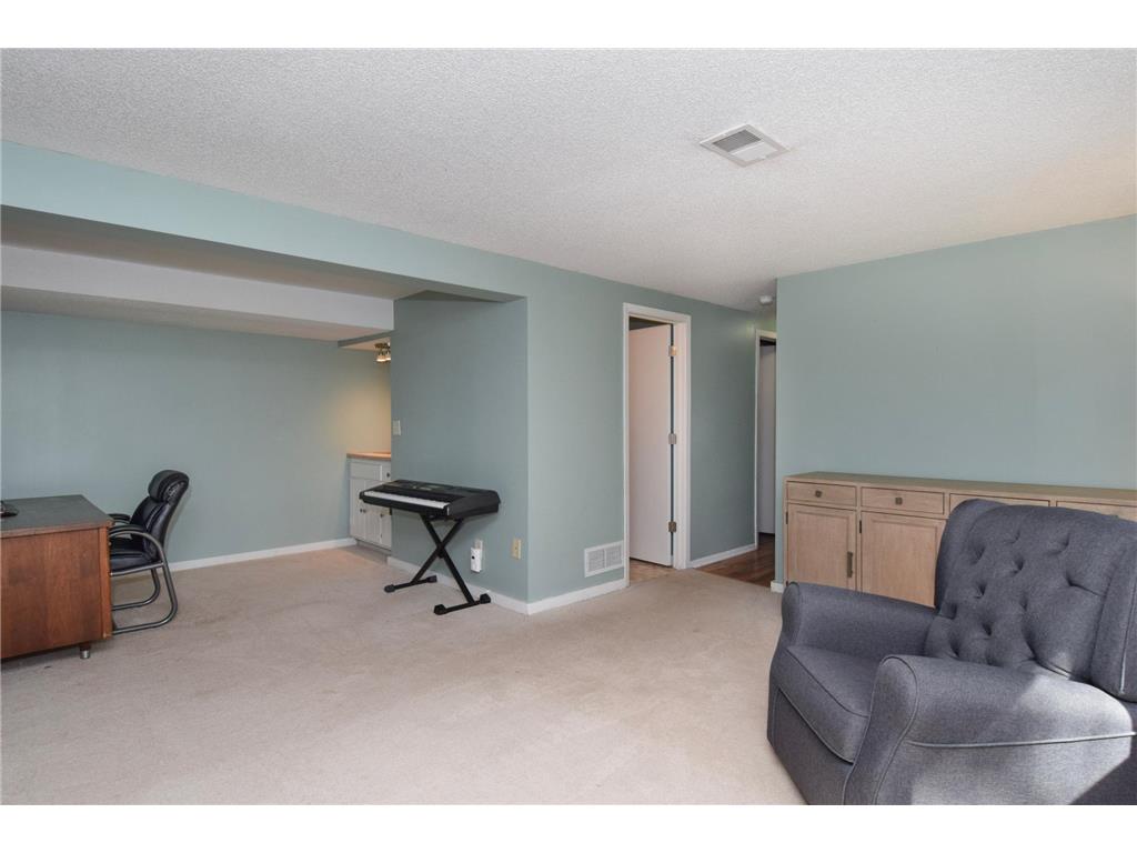 910 94th Avenue NE Blaine MN 55434 7071276 image26