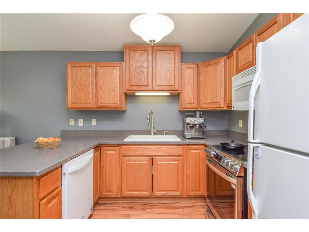 910 94th Avenue NE Blaine MN 55434 7071276 image9