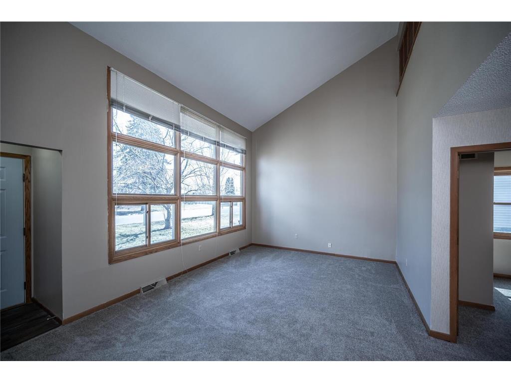 910 9th Street Farmington MN 55024 7041172 image10