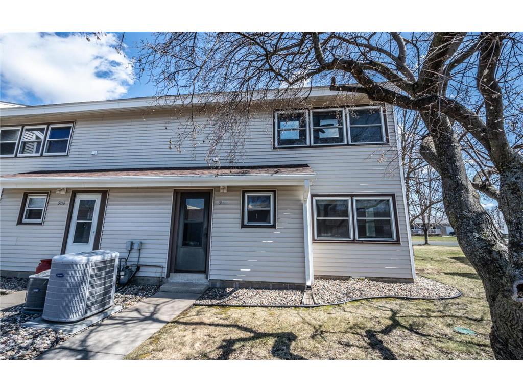 910 9th Street Farmington MN 55024 7041172 image3