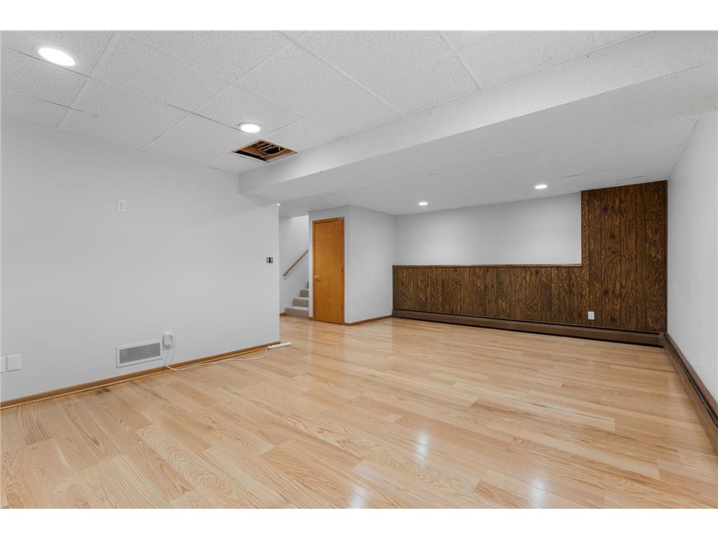 910 Byron Avenue N Byron MN 55920 7040364 image15