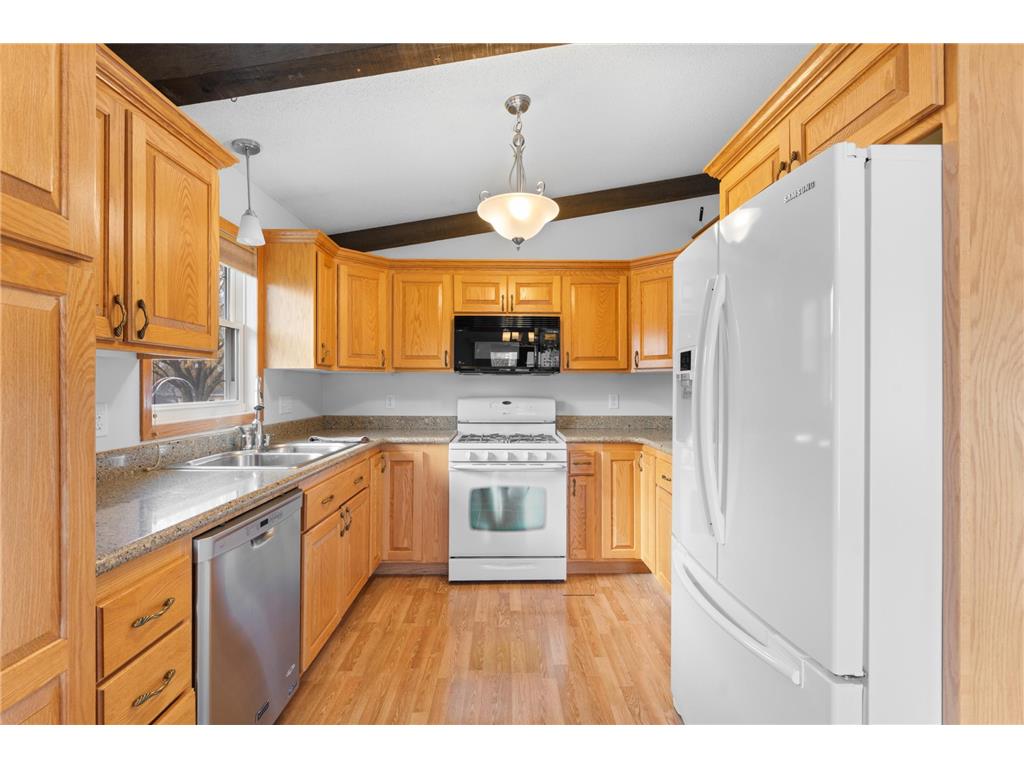 910 Byron Avenue N Byron MN 55920 7040364 image8