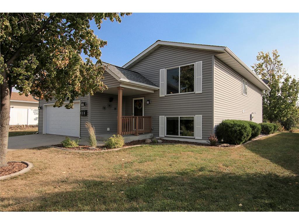 910 Carolina Parkway NW Hutchinson MN 55350 6607966 image1