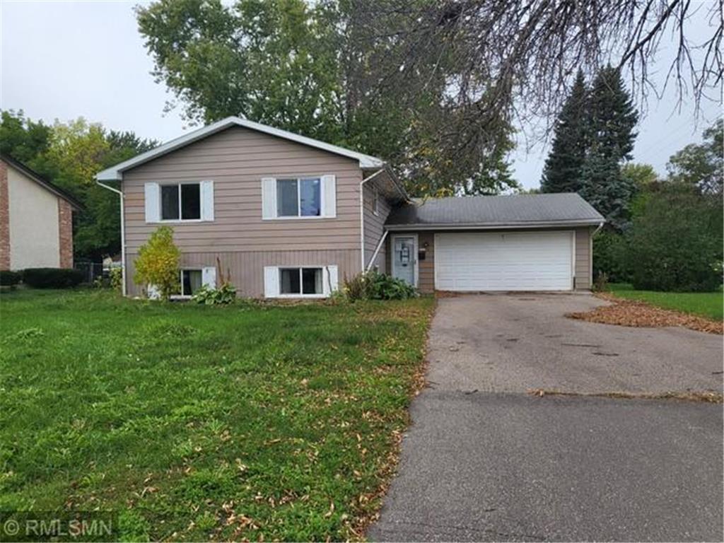 910 Dakota Street S Shakopee MN 55379 6448046 image1