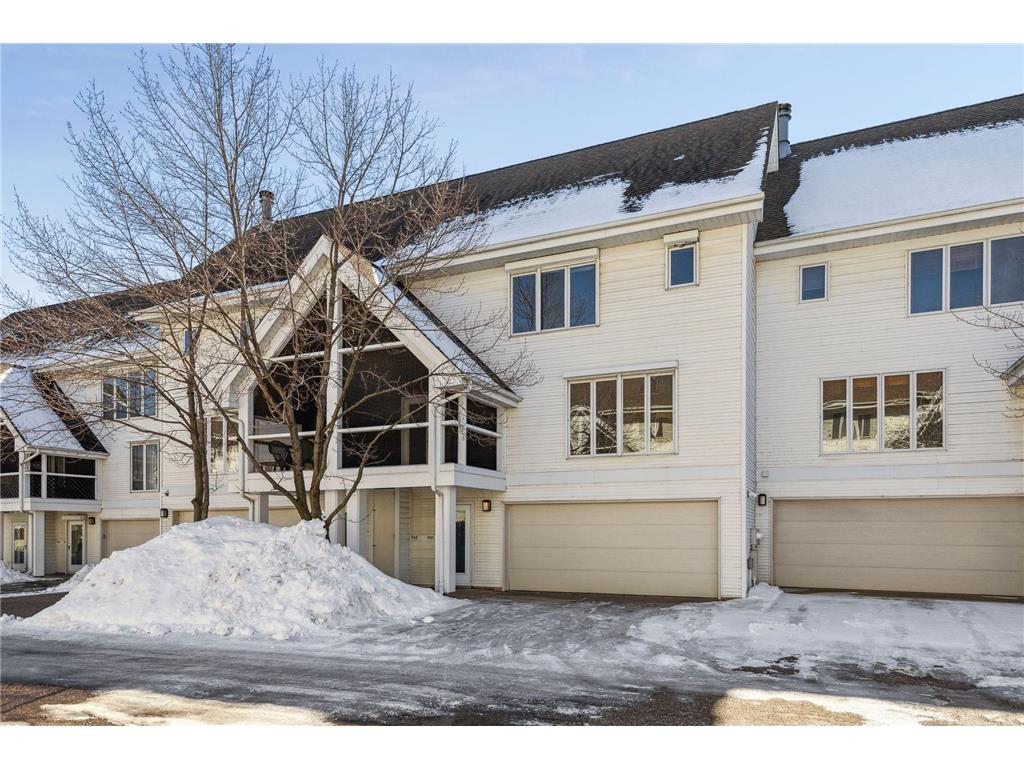 910 Dartmouth Place SE Minneapolis MN 55414 6341323 image1