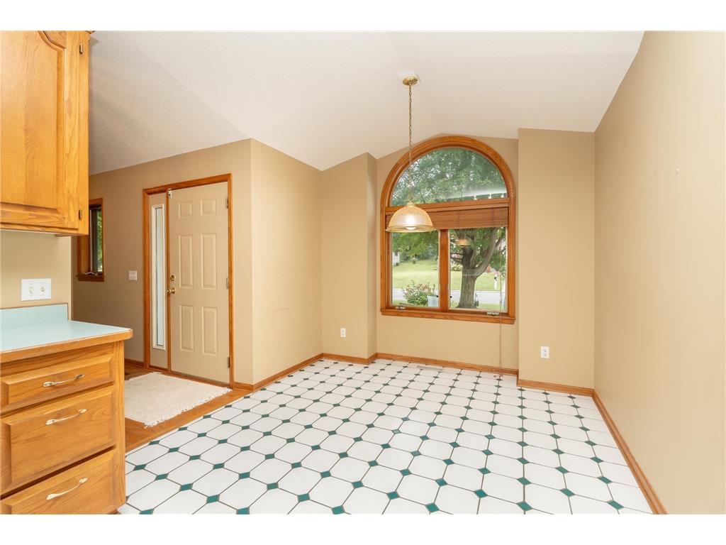 910 Deercreek Parkway Belle Plaine MN 56011 7030394 image11