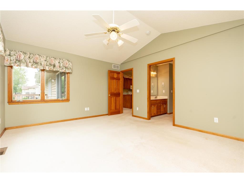 910 Deercreek Parkway Belle Plaine MN 56011 7030394 image13