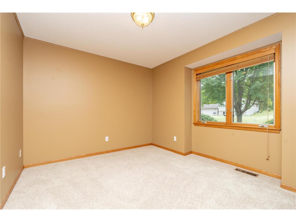 910 Deercreek Parkway Belle Plaine MN 56011 7030394 image18