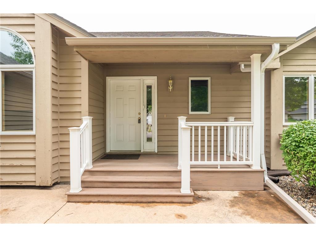 910 Deercreek Parkway Belle Plaine MN 56011 7030394 image3