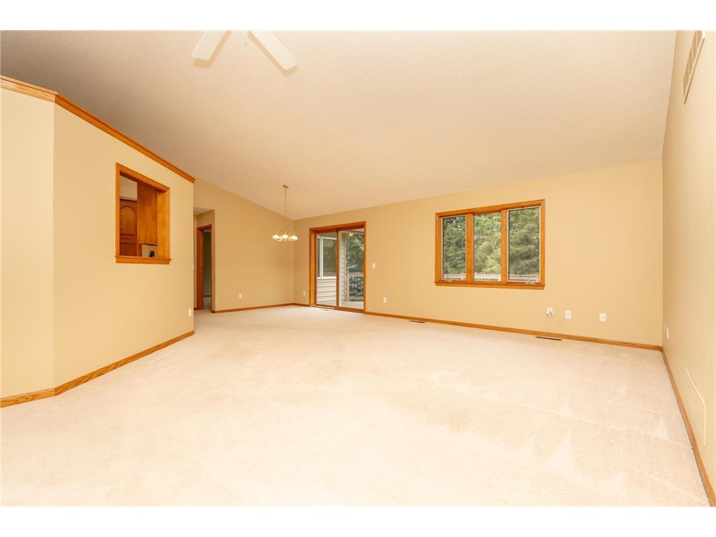 910 Deercreek Parkway Belle Plaine MN 56011 7030394 image5