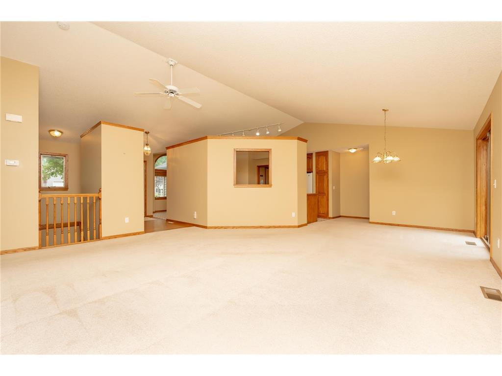 910 Deercreek Parkway Belle Plaine MN 56011 7030394 image6