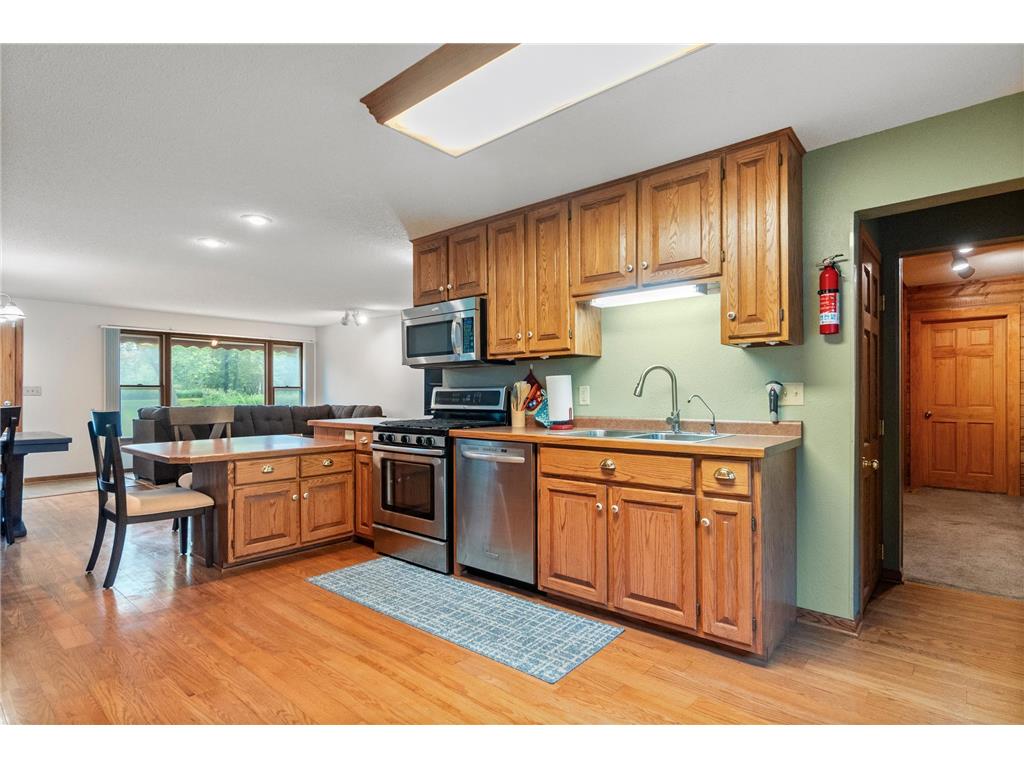 910 E Evergreen Street Isle MN 56342 - Mille Lacs Lake 7029143 image10