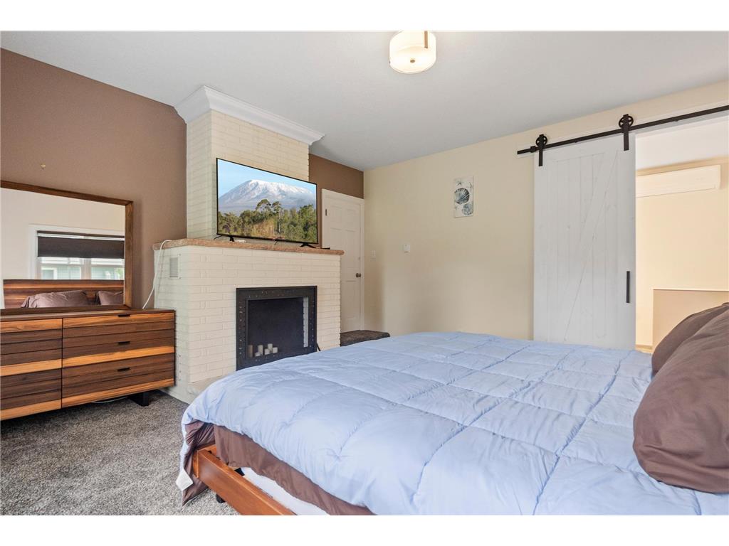 910 E Evergreen Street Isle MN 56342 - Mille Lacs Lake 7029143 image19