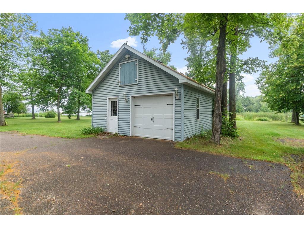 910 E Evergreen Street Isle MN 56342 - Mille Lacs Lake 7029143 image4