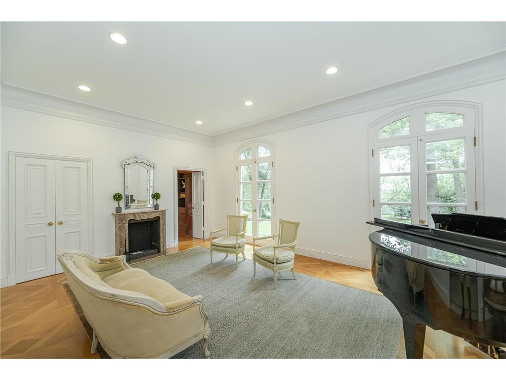 910 Folwell Drive SW Rochester MN 55902 6774531 image10