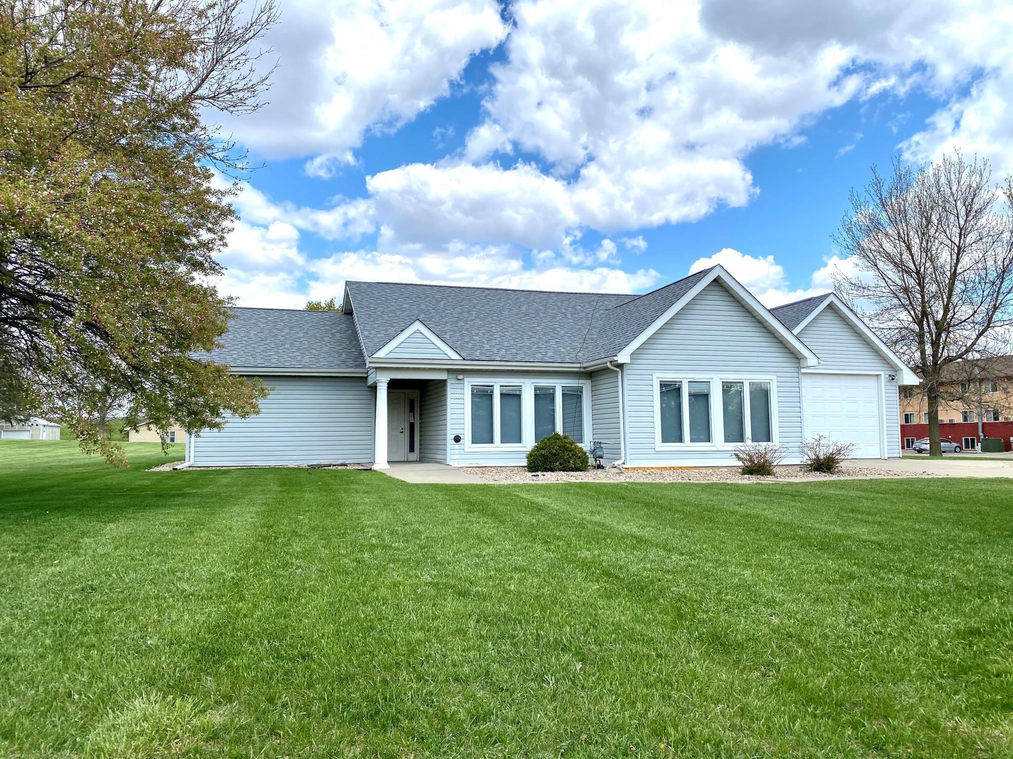 910 Lucy Drive, Worthington, MN 56187 MLS 5753924 Edina Realty