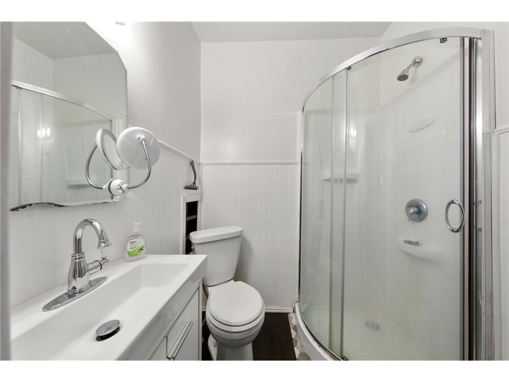 910 N 2nd Street Mankato MN 56001 7058892 image21
