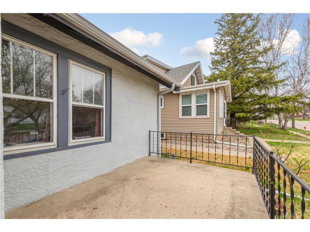 910 N 2nd Street Mankato MN 56001 7058892 image8
