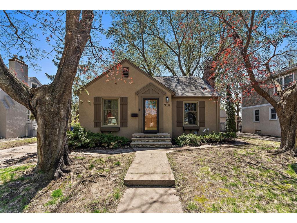 910 Nevada Avenue W Saint Paul MN 55117 6686247 image1