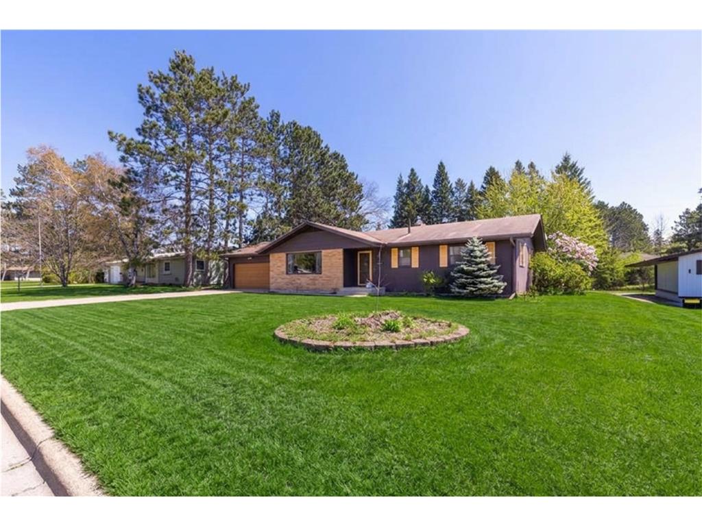 910 SW 4th Avenue Grand Rapids MN 55744 7078768 image1