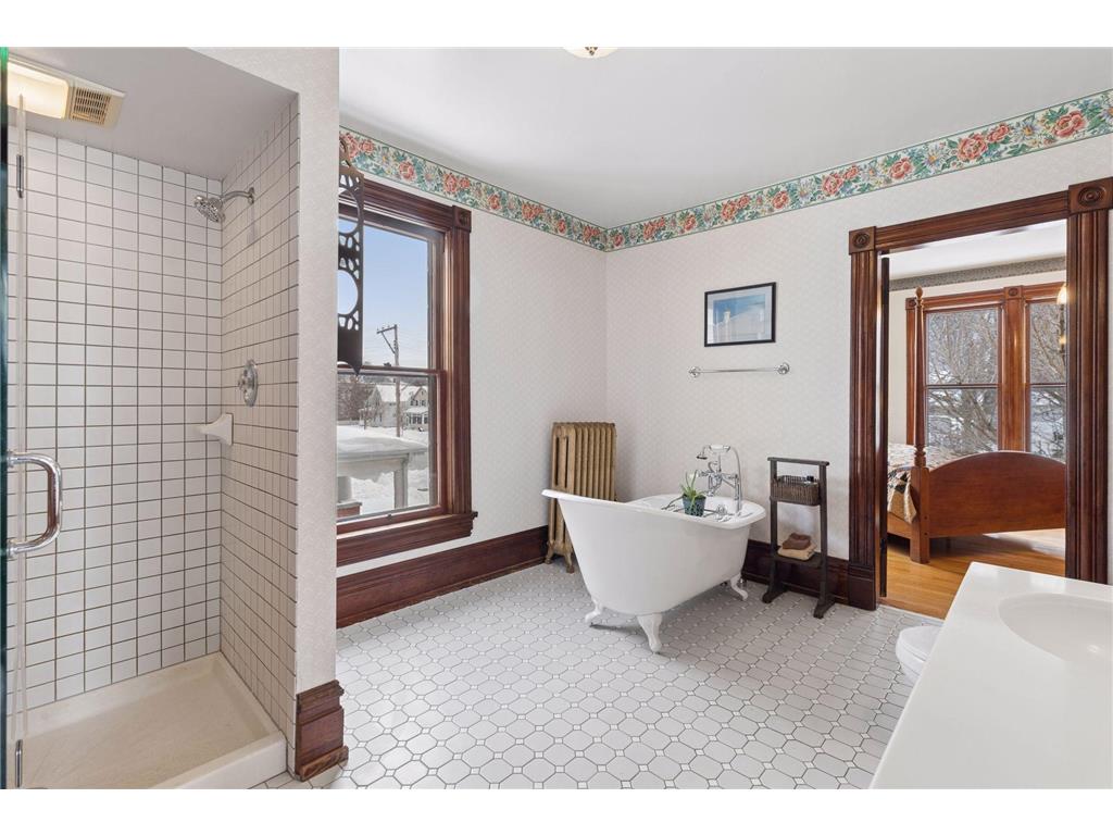 910 W 4th Street Red Wing MN 55066 7001283 image26