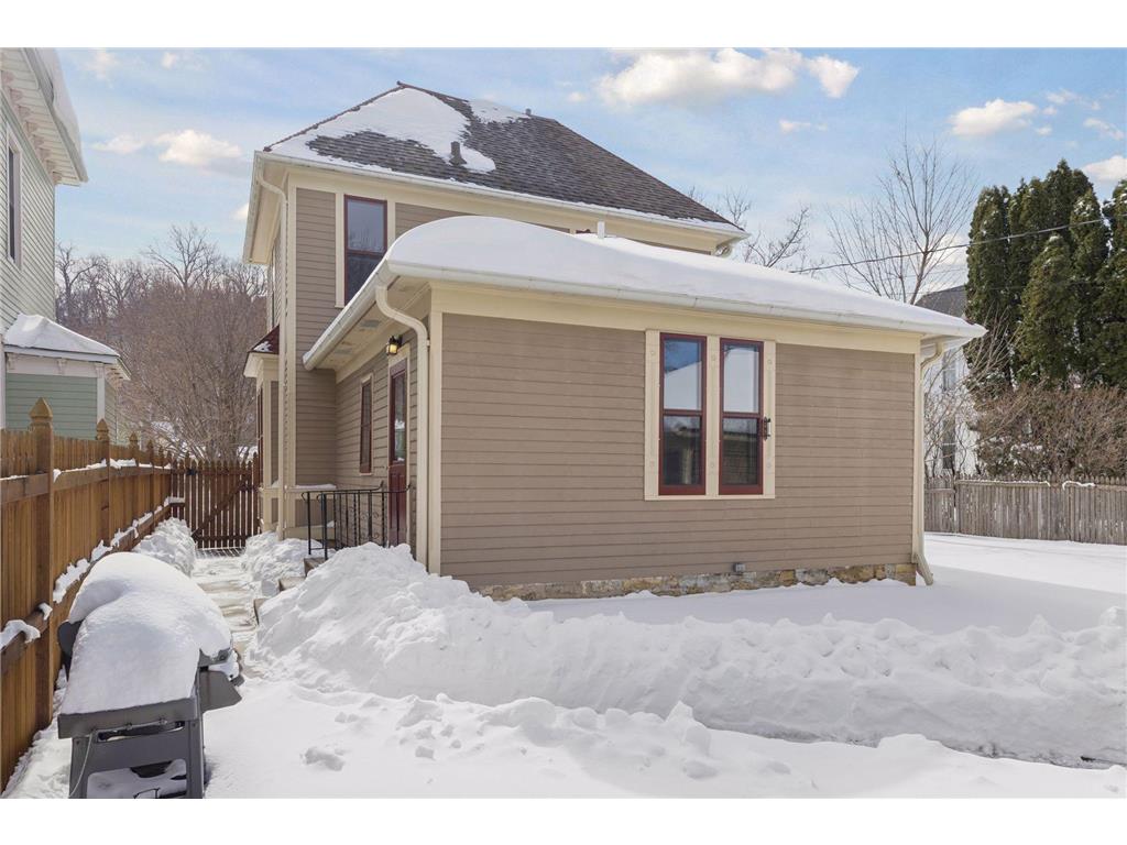 910 W 4th Street Red Wing MN 55066 7001283 image43