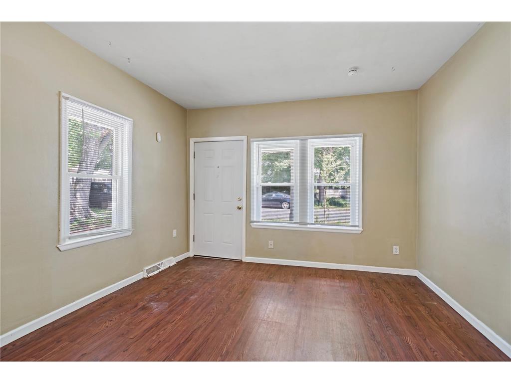 910 Wilson Avenue Saint Paul MN 55106 7107069 image10