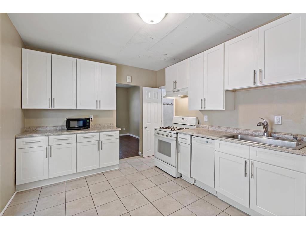 910 Wilson Avenue Saint Paul MN 55106 7107069 image12