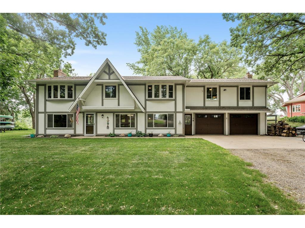 9108 Collins Drive NW, Ramsey, MN 55303 MLS 6395070 Edina Realty