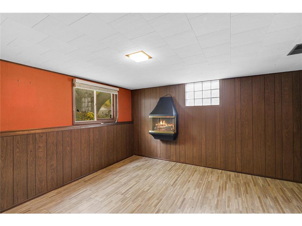 9109 Northwood Parkway New Hope MN 55427 7006130 image24