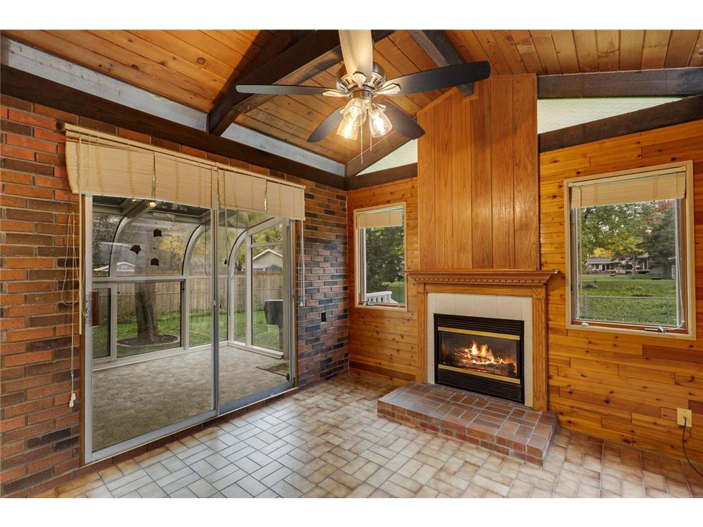 9109 Northwood Parkway New Hope MN 55427 7006130 image3