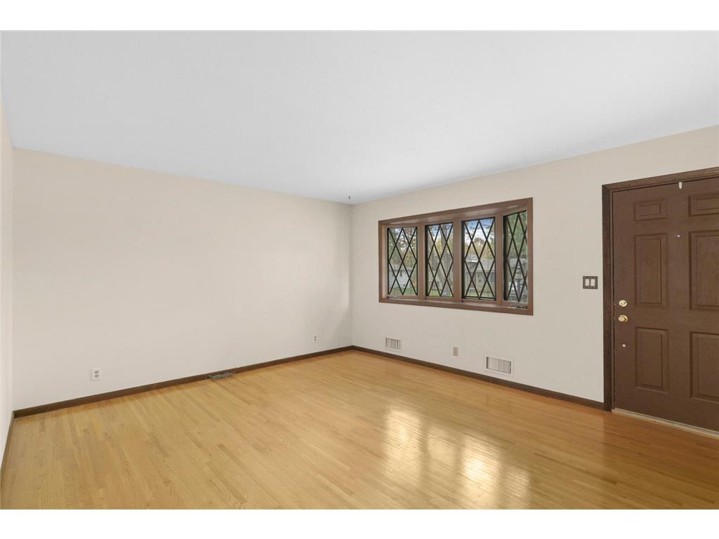 9109 Northwood Parkway New Hope MN 55427 7023448 image14