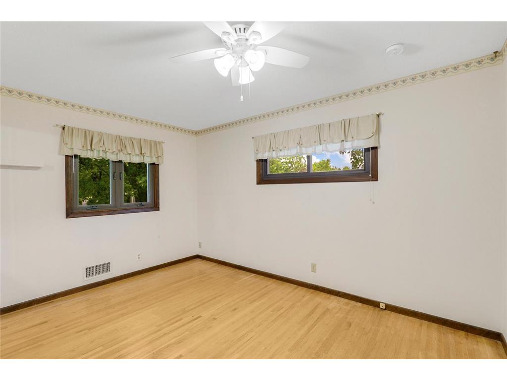 9109 Northwood Parkway New Hope MN 55427 7023448 image17