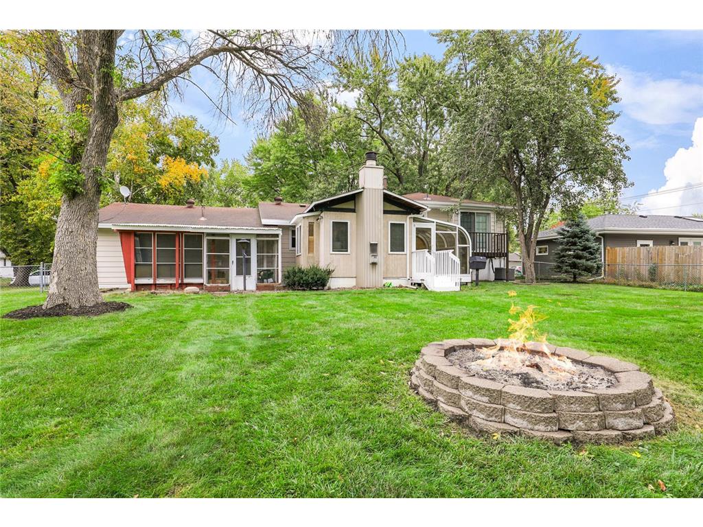 9109 Northwood Parkway New Hope MN 55427 7023448 image25