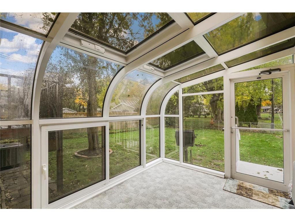 9109 Northwood Parkway New Hope MN 55427 7023448 image5