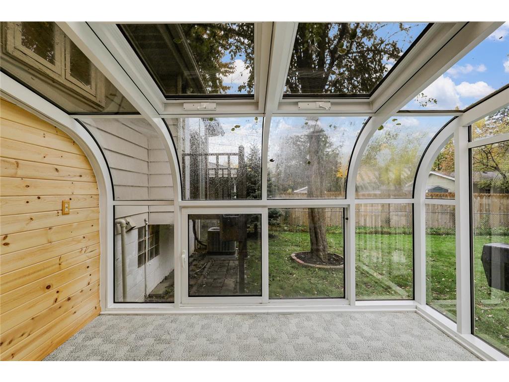 9109 Northwood Parkway New Hope MN 55427 7023448 image6