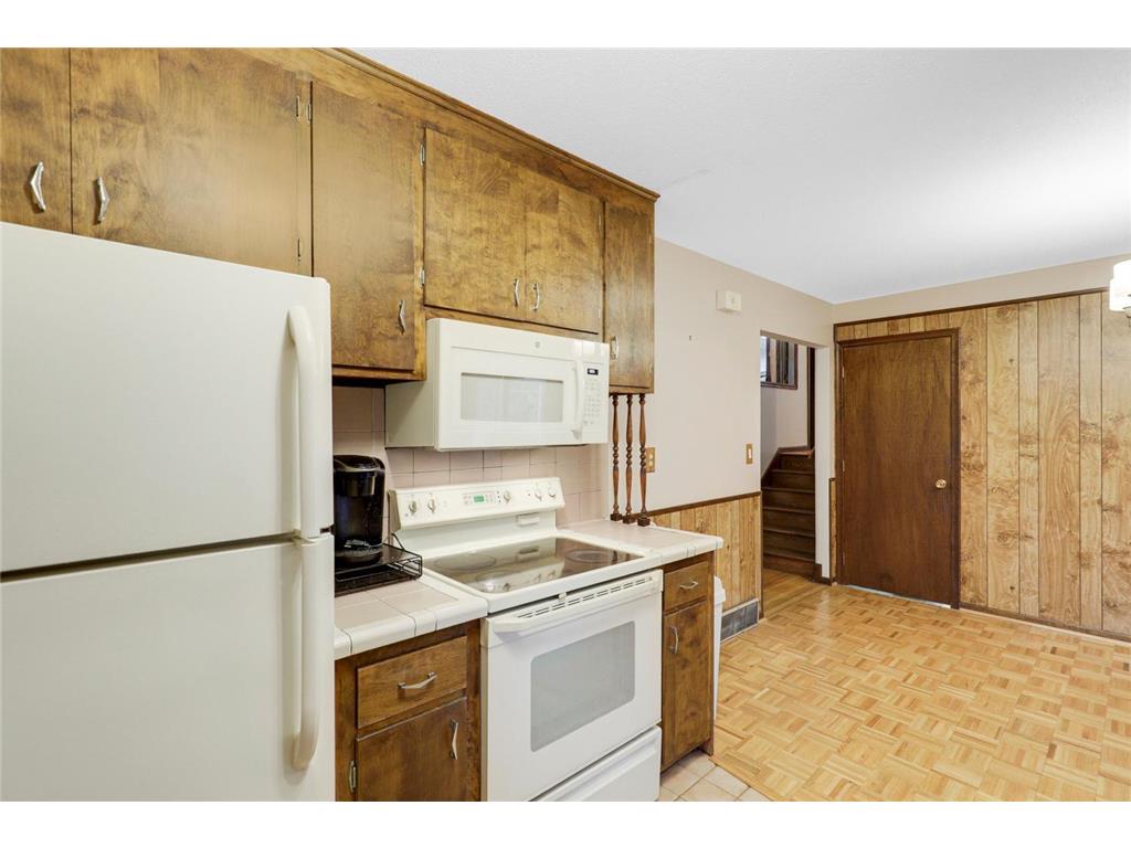 9109 Northwood Parkway New Hope MN 55427 7023448 image8