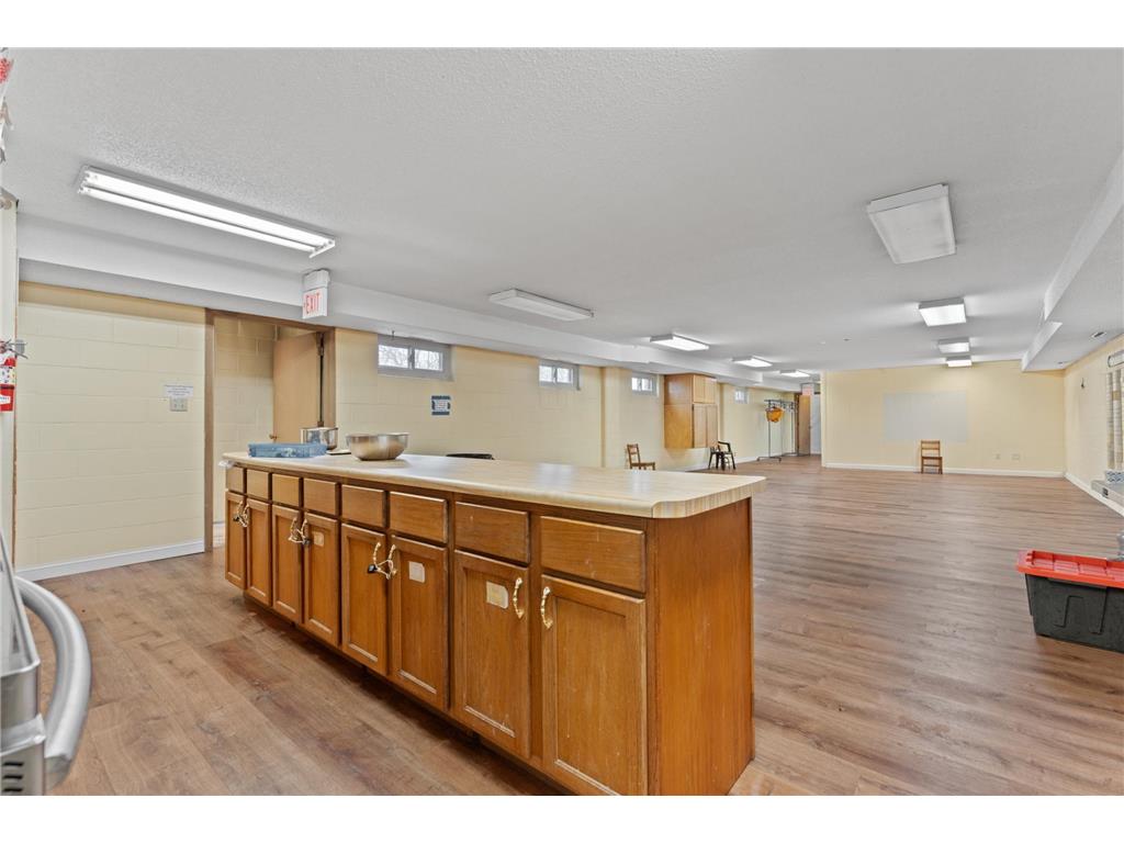 911 11th Avenue NW Rochester MN 55901 7051015 image17