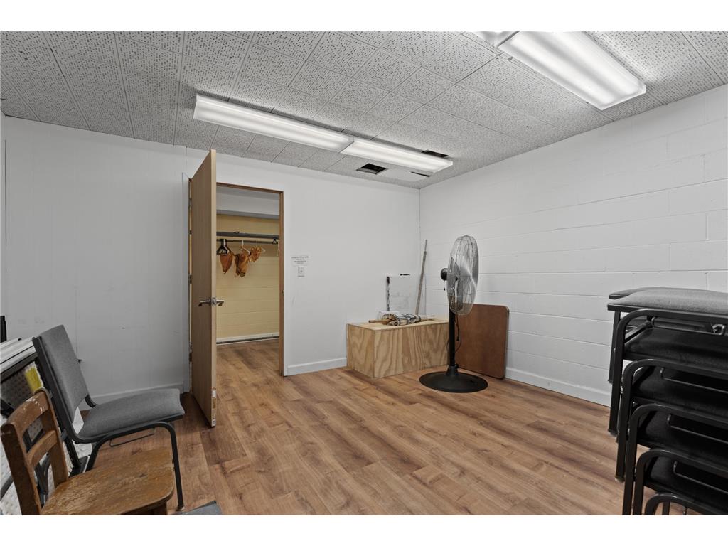 911 11th Avenue NW Rochester MN 55901 7051015 image21