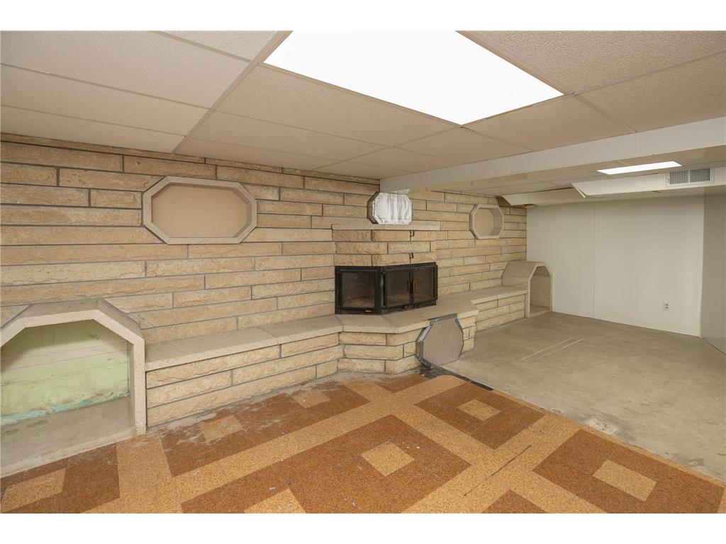 911 13th Avenue NW Rochester MN 55901 7067862 image17
