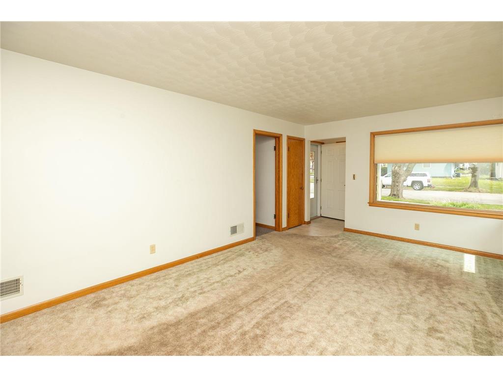 911 13th Avenue NW Rochester MN 55901 7067862 image4