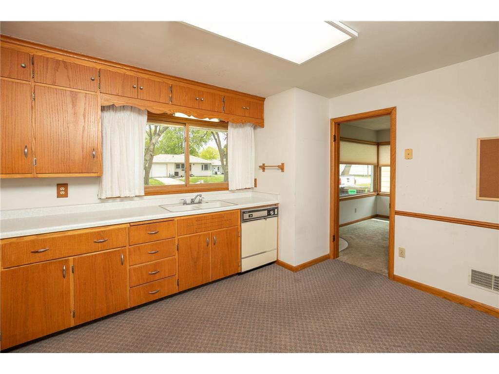 911 13th Avenue NW Rochester MN 55901 7067862 image8