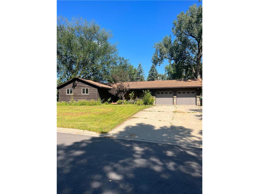911 1st Street SE Melrose MN 56352 6773278 image1